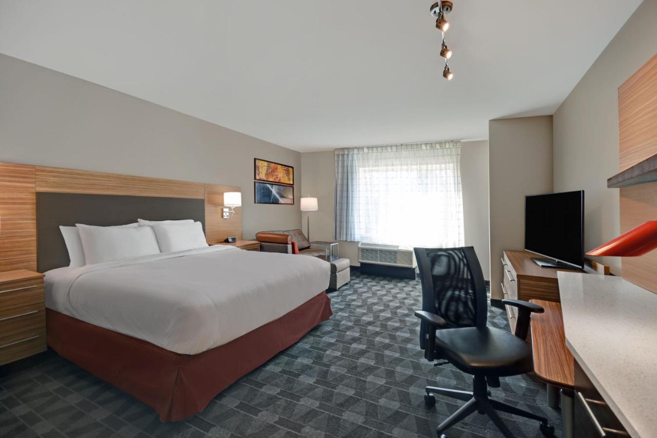 Towneplace Suites By Marriott Grand Rapids ワイオミング エクステリア 写真